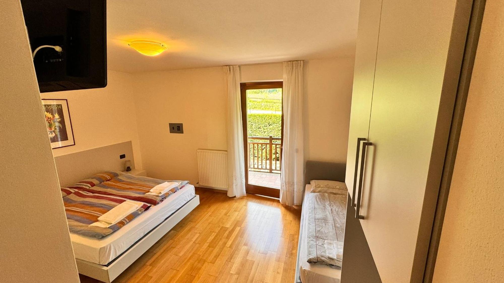 Aparthotel Residenza Arcobaleno Tenno Exterior foto